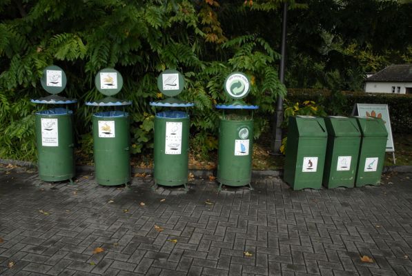 Майнау. Парад мусорных баков для всех видов отходов